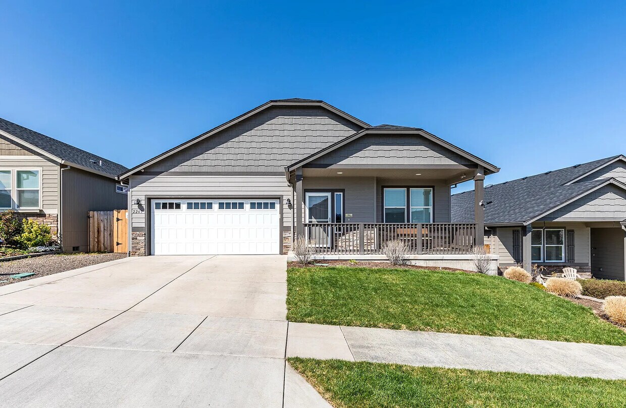 2269 Hill Way, Medford, OR 97504 House Rental in Medford, OR