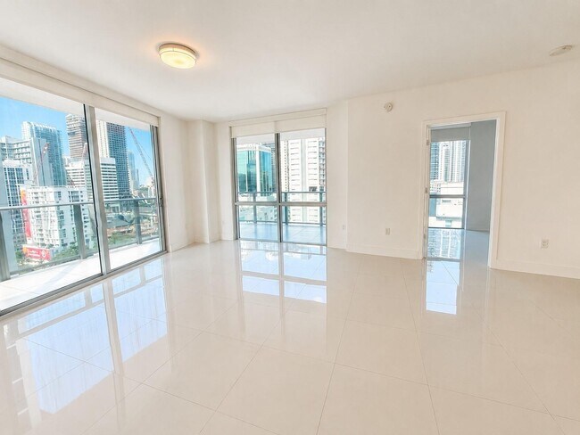 Foto del edificio - 1010 SW 2nd Ave