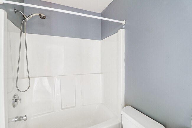 Foto del edificio - 3 Bed 2 Bath - Bonus Room - Groups - Pet F...