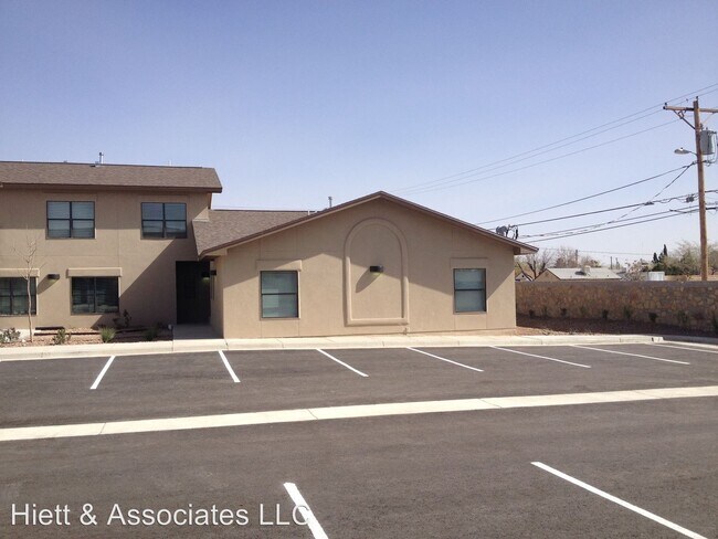 Foto del edificio - 7218-7224 N Loop Dr