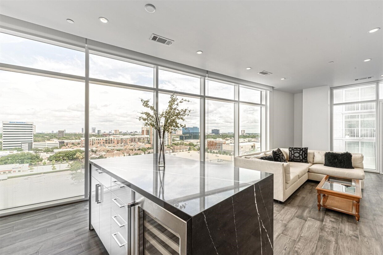 Foto principal - 4521 San Felipe St