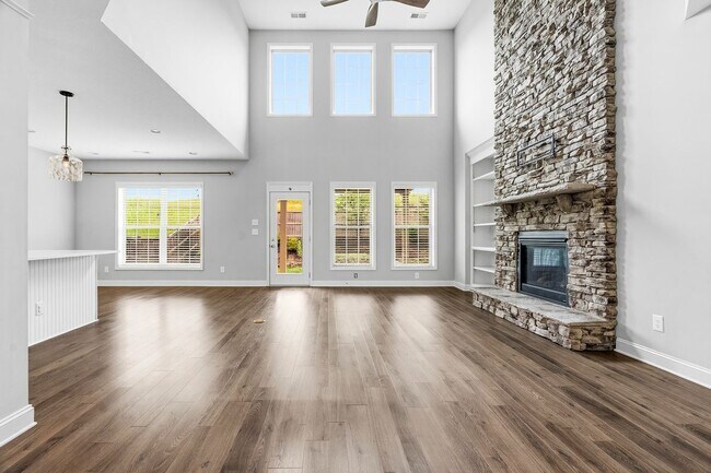Foto del edificio - 1750 Hickory Reserve Rd