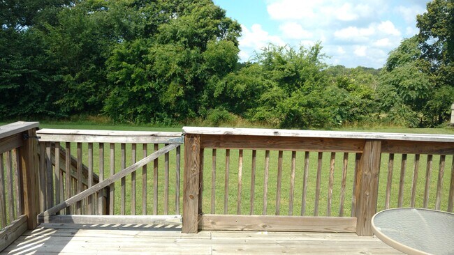 Building Photo - 2079 Strawberry Dr