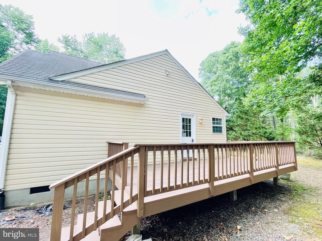 74 Albertson Ct, Ruther Glen, VA 22546 House for Rent in Ruther Glen