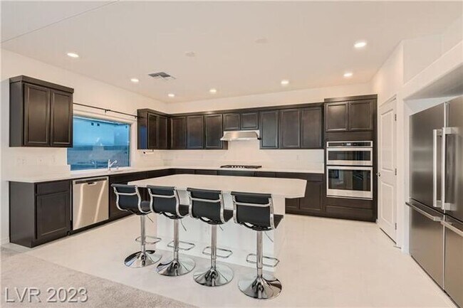Foto del edificio - Prime Southwest Living | 4 Bed, 2.5 Bath