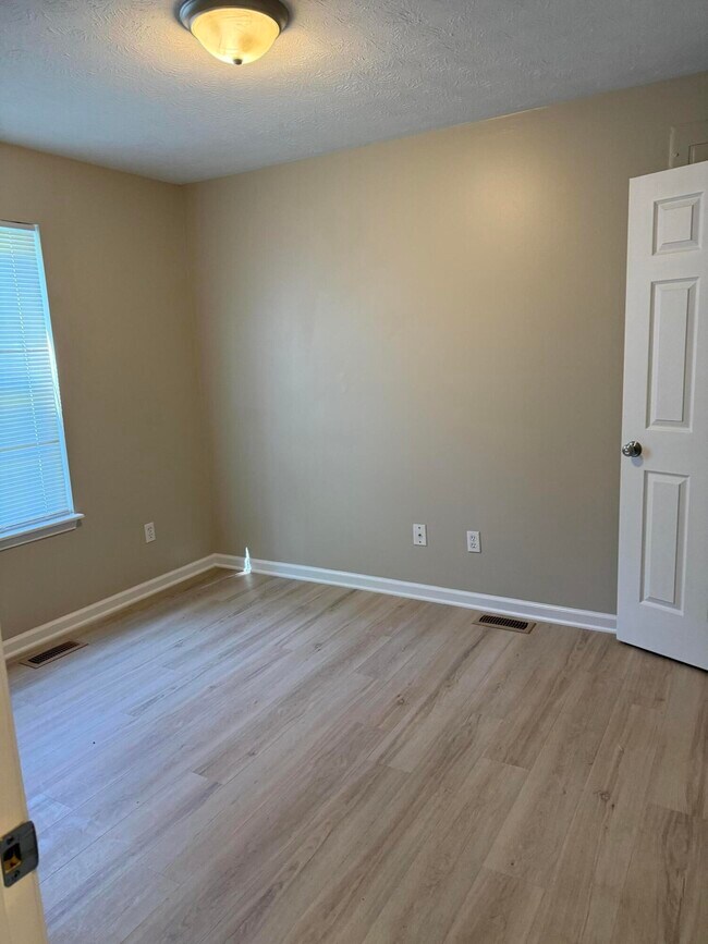 Foto del edificio - 297 Young St