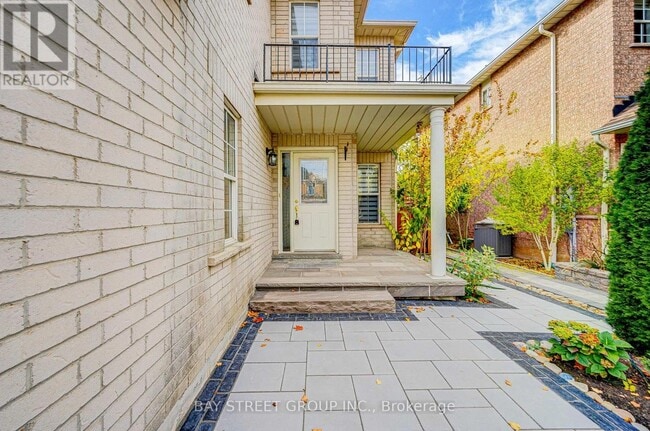 Photo du bâtiment - 2470 Nichols Dr