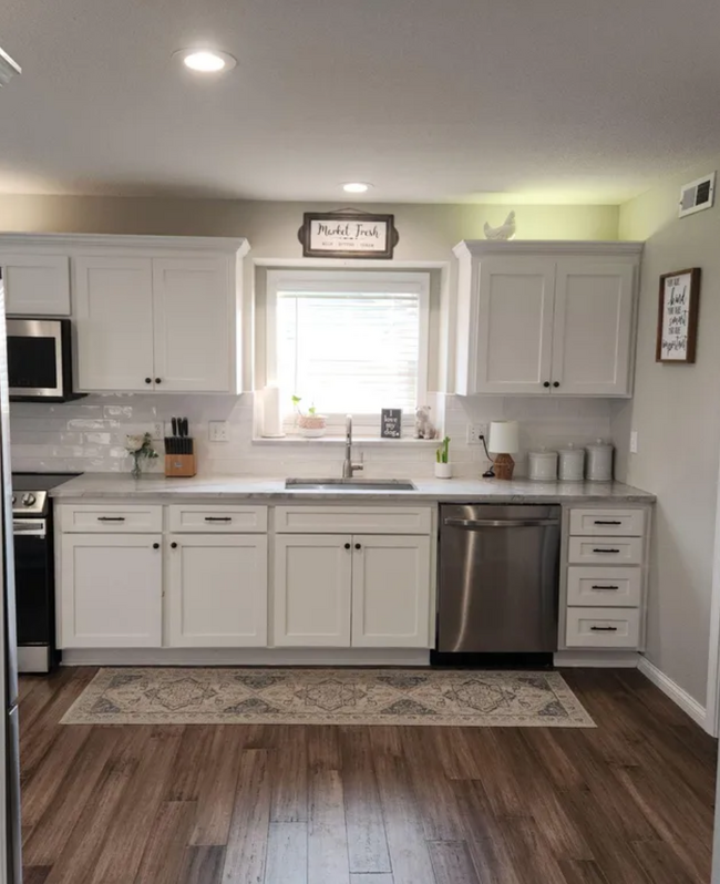 Building Photo - 411 Bayview Dr