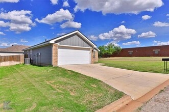 Building Photo - 1 Woodcock Cir