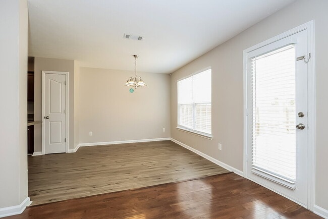 Foto del edificio - 669 Coneflower Trail