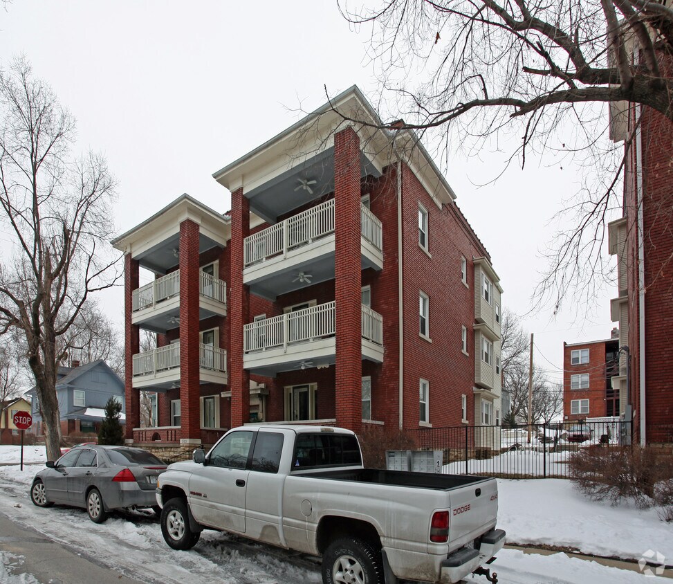 Building Photo - 3501-3503 Jefferson St