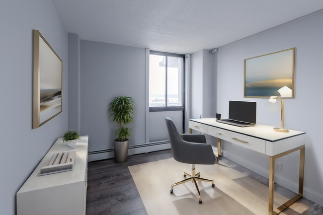 Cozy Den or Office - Riverview Tower Apartments