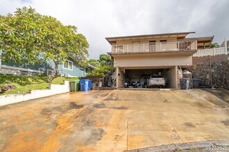 Building Photo - 99-1056-1056 Manako Pl