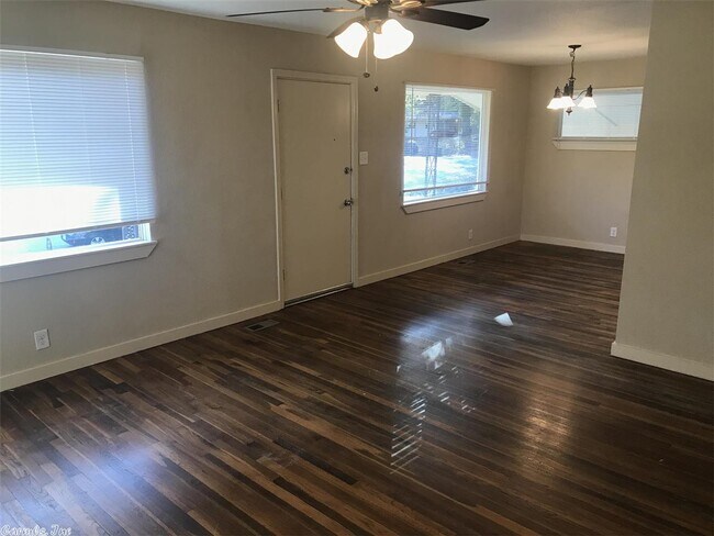 Building Photo - 73 Purdue Cir