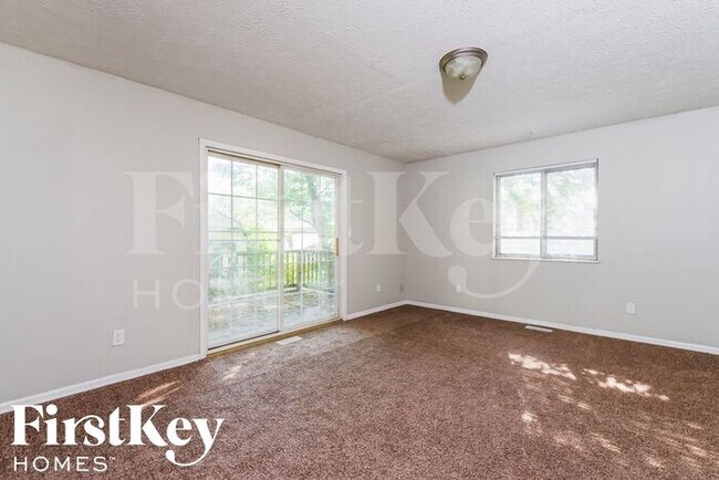 Building Photo - 38 Crestview Dr