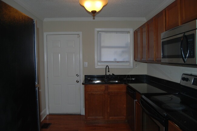 Foto del edificio - 3 Bedroom 1 Bath House