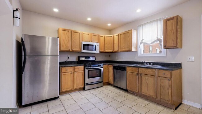 Foto del edificio - 731 Carpenter St
