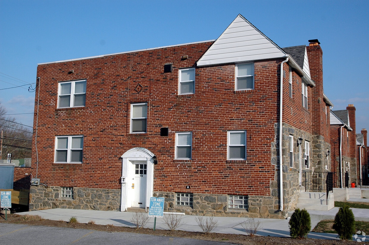 1418 Greenhill Rd, Media, PA 19063 Apartments in Media, PA