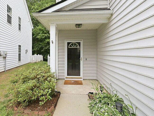 Building Photo - Earn Wealth While Leasing – Like a Homeowner – Lease to Own