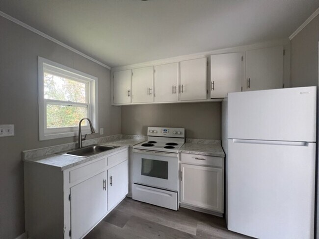 Building Photo - 4942 Galveston Dr