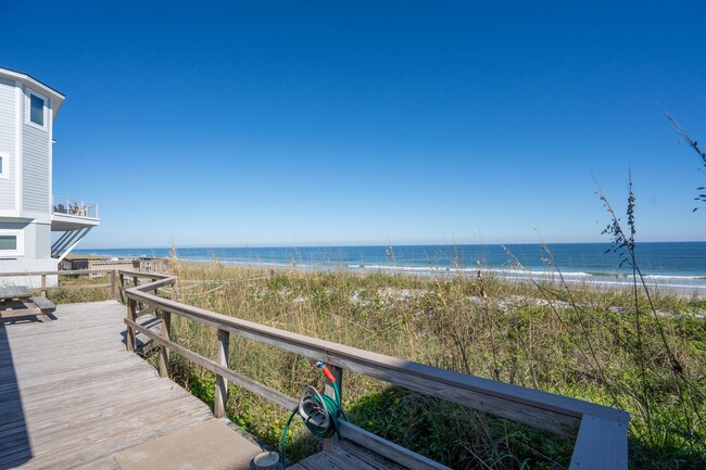 Foto del edificio - 212 Somerset Ct