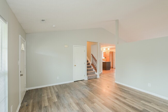 Foto del edificio - 6460 Calloway Ct