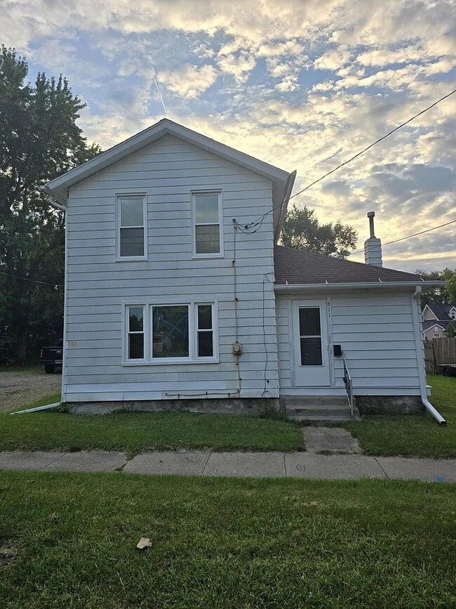 Building Photo - 611 N M.L.K. Jr Dr