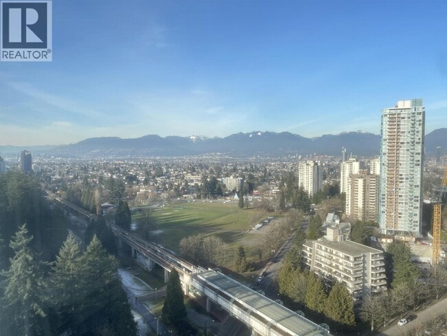 Building Photo - 6128 Patterson Ave