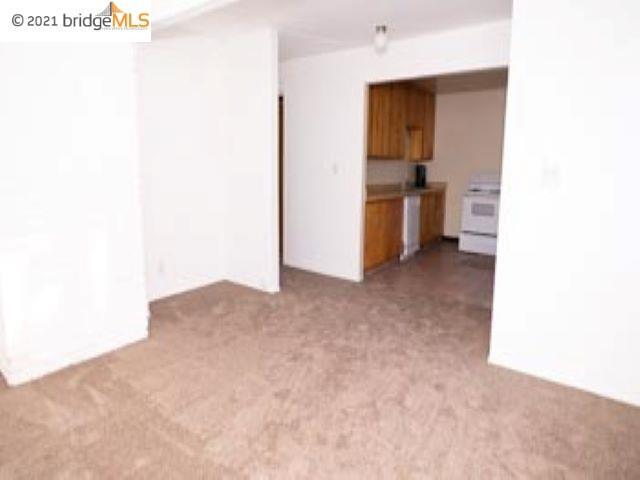 Foto del edificio - 2448 Damuth St