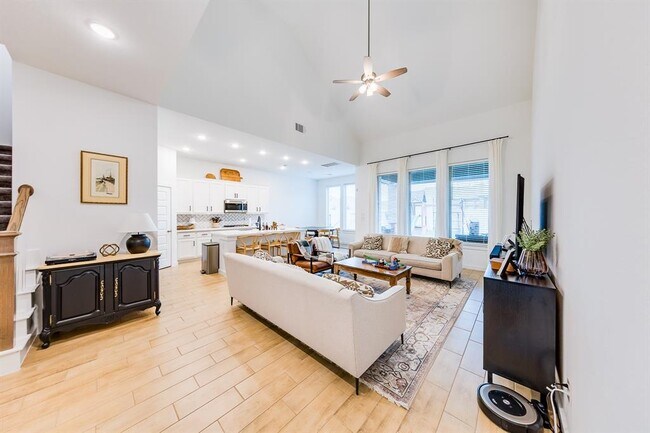 Foto del edificio - 4322 Arbor Crest Ln