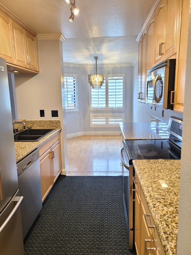 Building Photo - 21228 Gary Dr