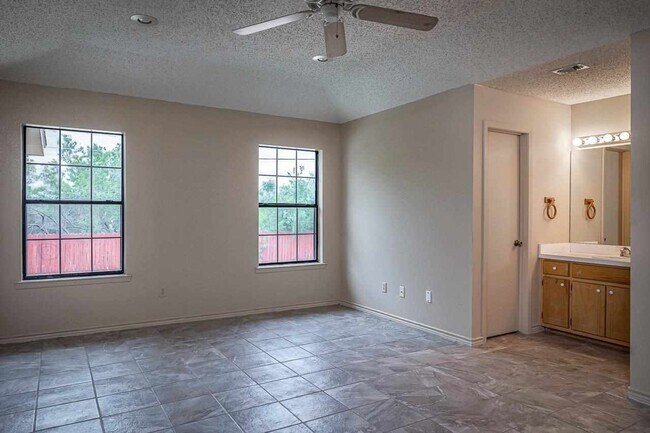 Foto del edificio - 238 Tomahawk Trail