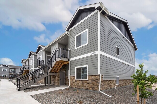 Building Photo - 5216 Boulder Ct