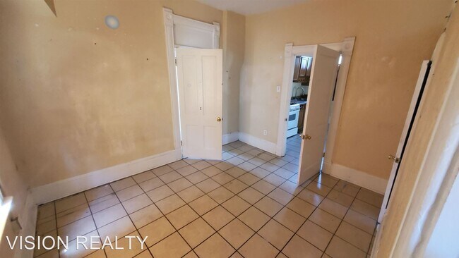 Building Photo - 605 Nino Aguilera St