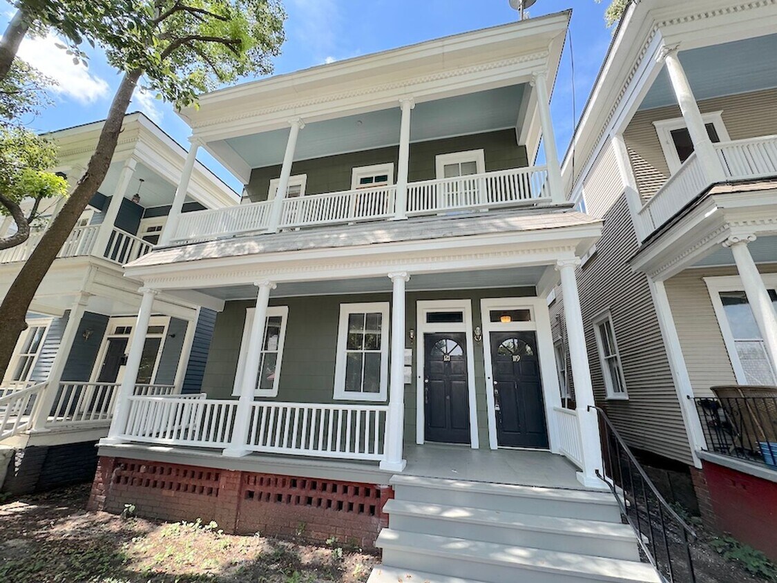 Primary Photo - 2 BED | 1 BATH | STARLAND