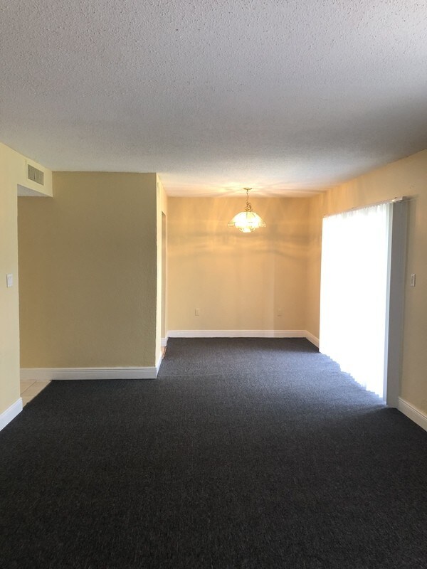 Building Photo - 4705 S Texas Ave