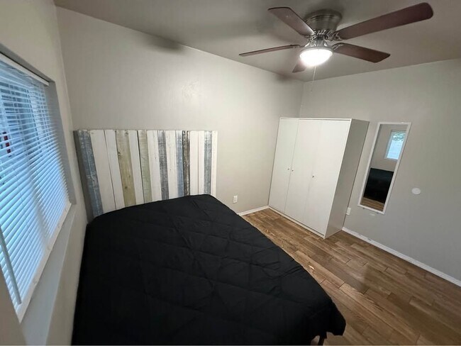 Foto del edificio - 3645 W Hadley St