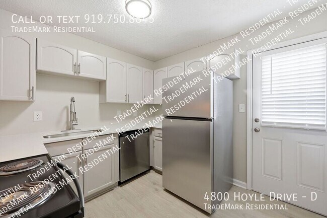 Foto del edificio - 4800 Hoyle Dr