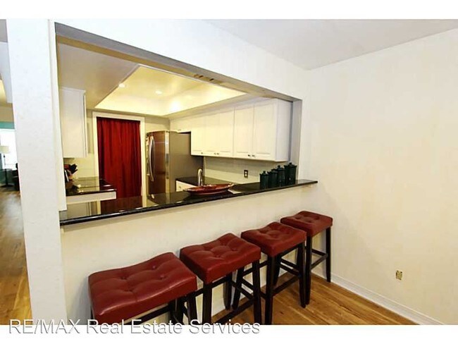 Building Photo - 107 Malibu Dr