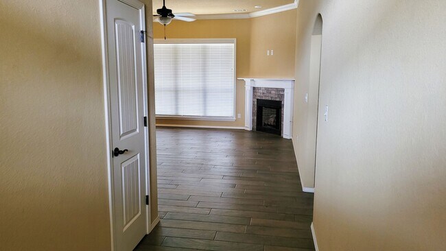 Foto del edificio - Available this July! Gorgeous 3 bed 2 bath...