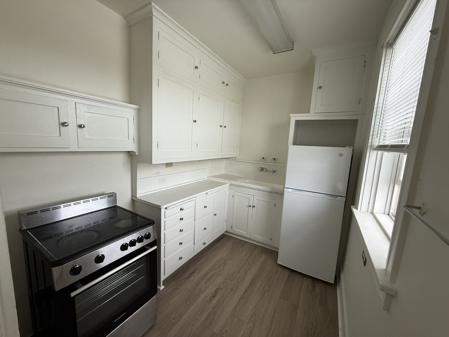 Foto principal - 16 N Broadway St