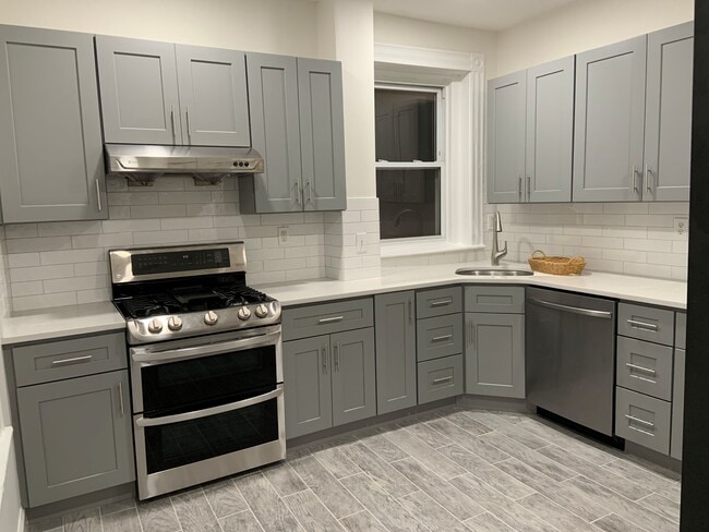 Building Photo - 91 Walnut St