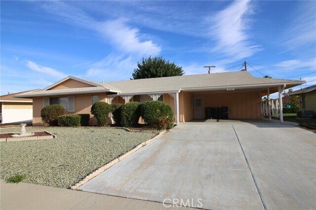 Foto principal - 26401 Cedar Crest Dr