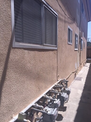 Building Photo - 2885 S Robertson Blvd