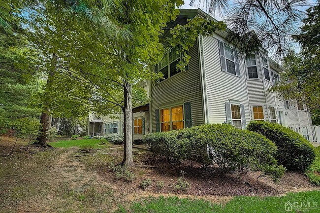 Building Photo - 603 Cypress Ln