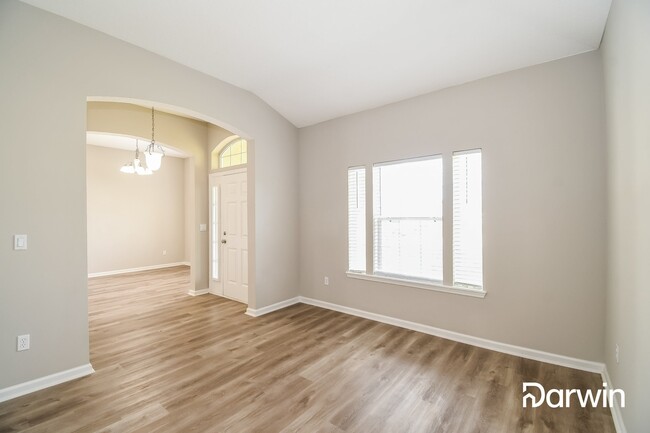 Building Photo - 6996 Rapid River Dr W, Jacksonville, FL 32219