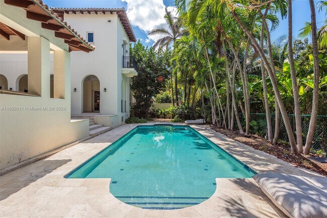 Foto del edificio - 296 Ocean Blvd