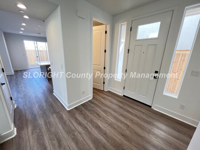 Foto del edificio - AVAILABLE JULY - Spacious Home in San Luis Ranch - 4 Bed / 3.5 Bath