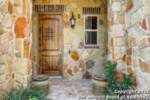 Building Photo - 18527 Canoe Brk