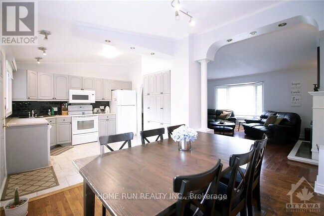 Building Photo - 74 Seabrooke Dr